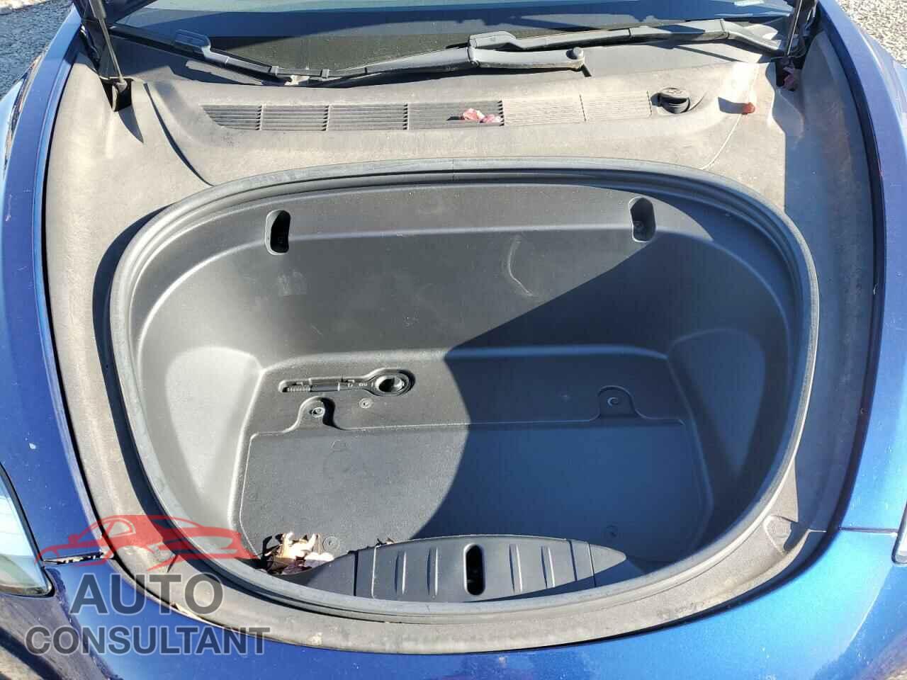 TESLA MODEL 3 2020 - 5YJ3E1EB7LF617545