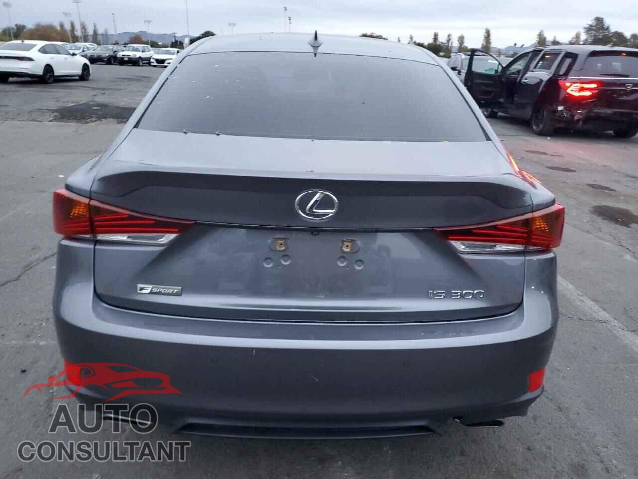 LEXUS IS 2018 - JTHBA1D20J5069801