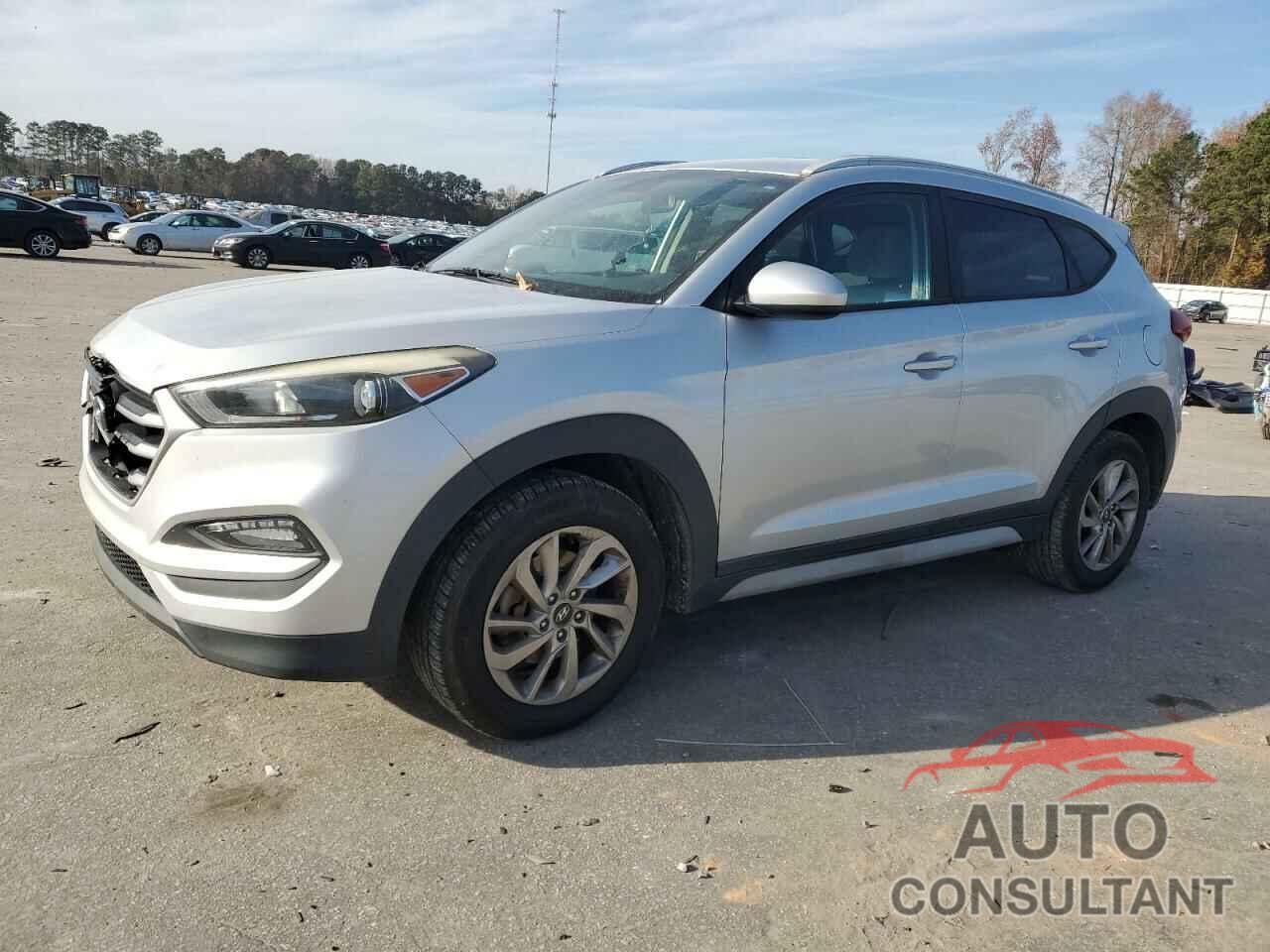 HYUNDAI TUCSON 2018 - KM8J33A40JU609366