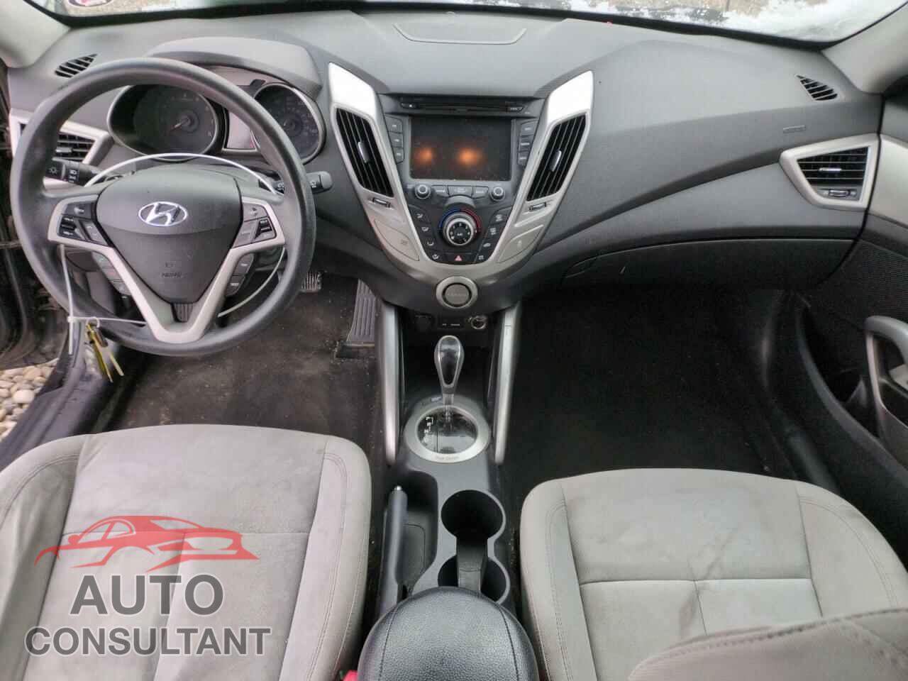 HYUNDAI VELOSTER 2013 - KMHTC6AD6DU133879