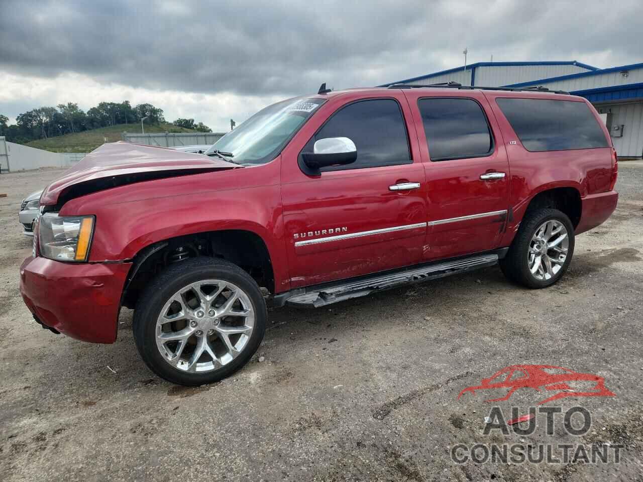 CHEVROLET SUBURBAN 2013 - 1GNSKKE72DR365440