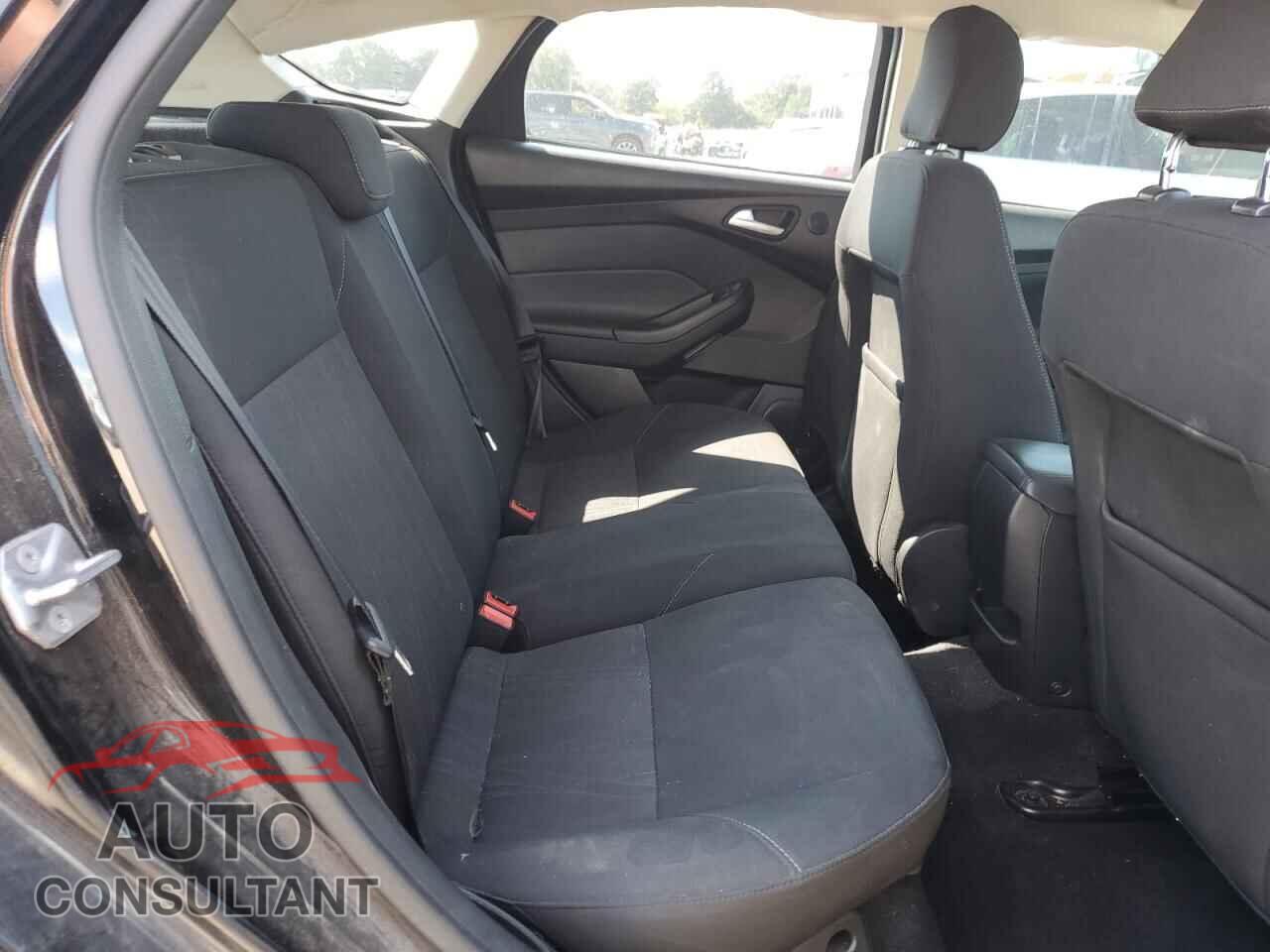 FORD FOCUS 2017 - 1FADP3M2XHL314605