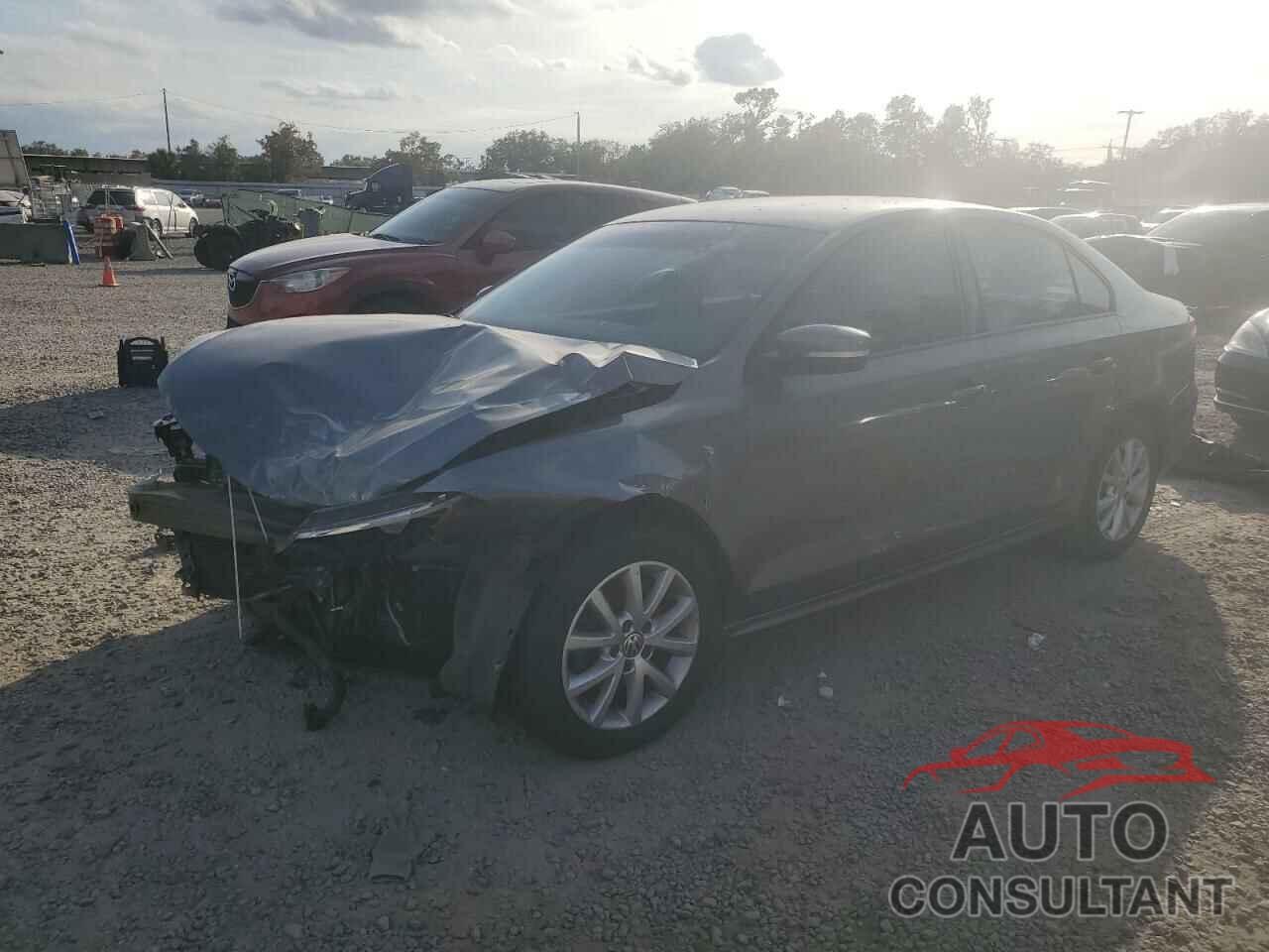 VOLKSWAGEN JETTA 2011 - 3VWDX7AJ1BM133053