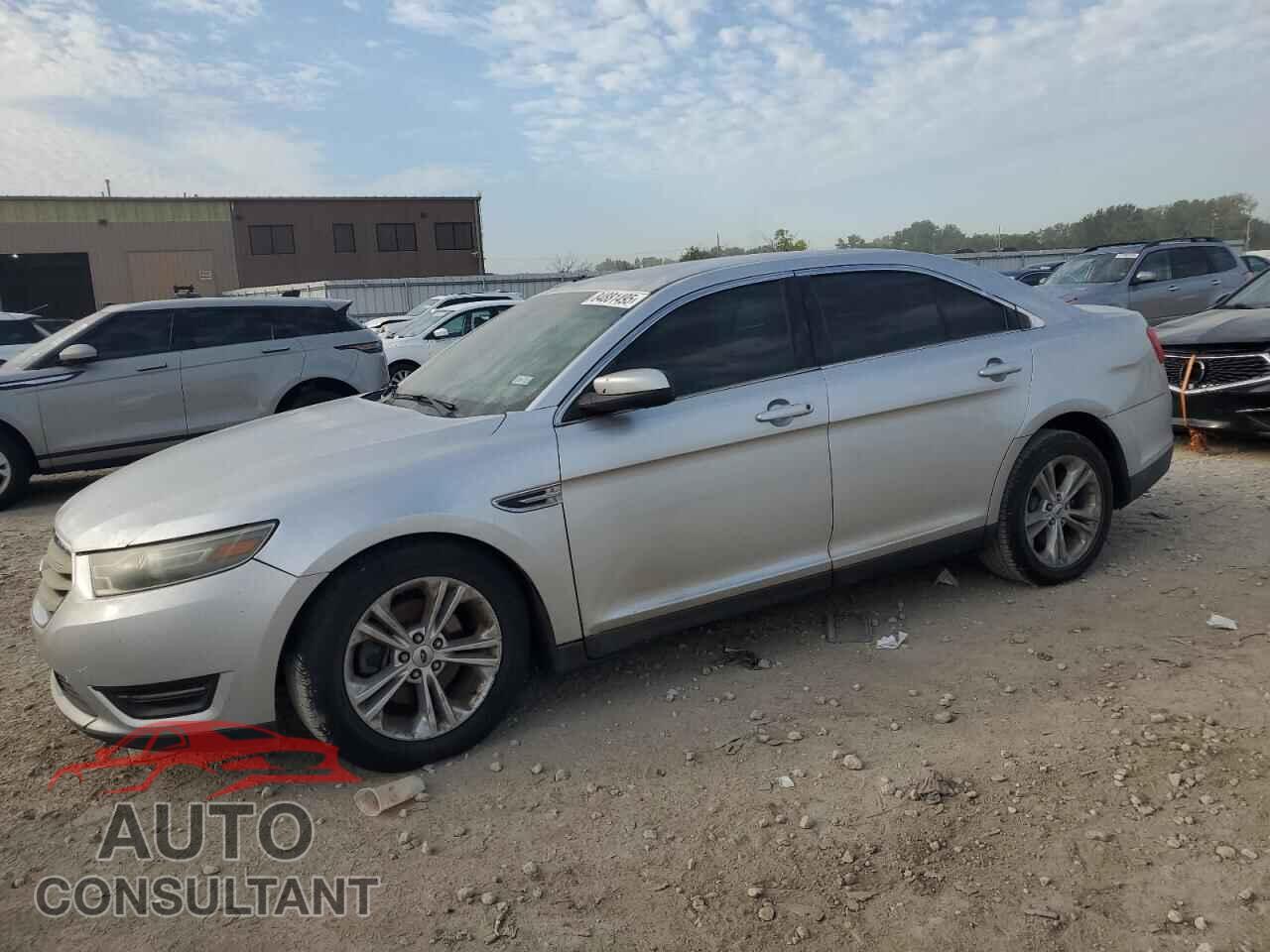 FORD TAURUS 2013 - 1FAHP2E84DG109332