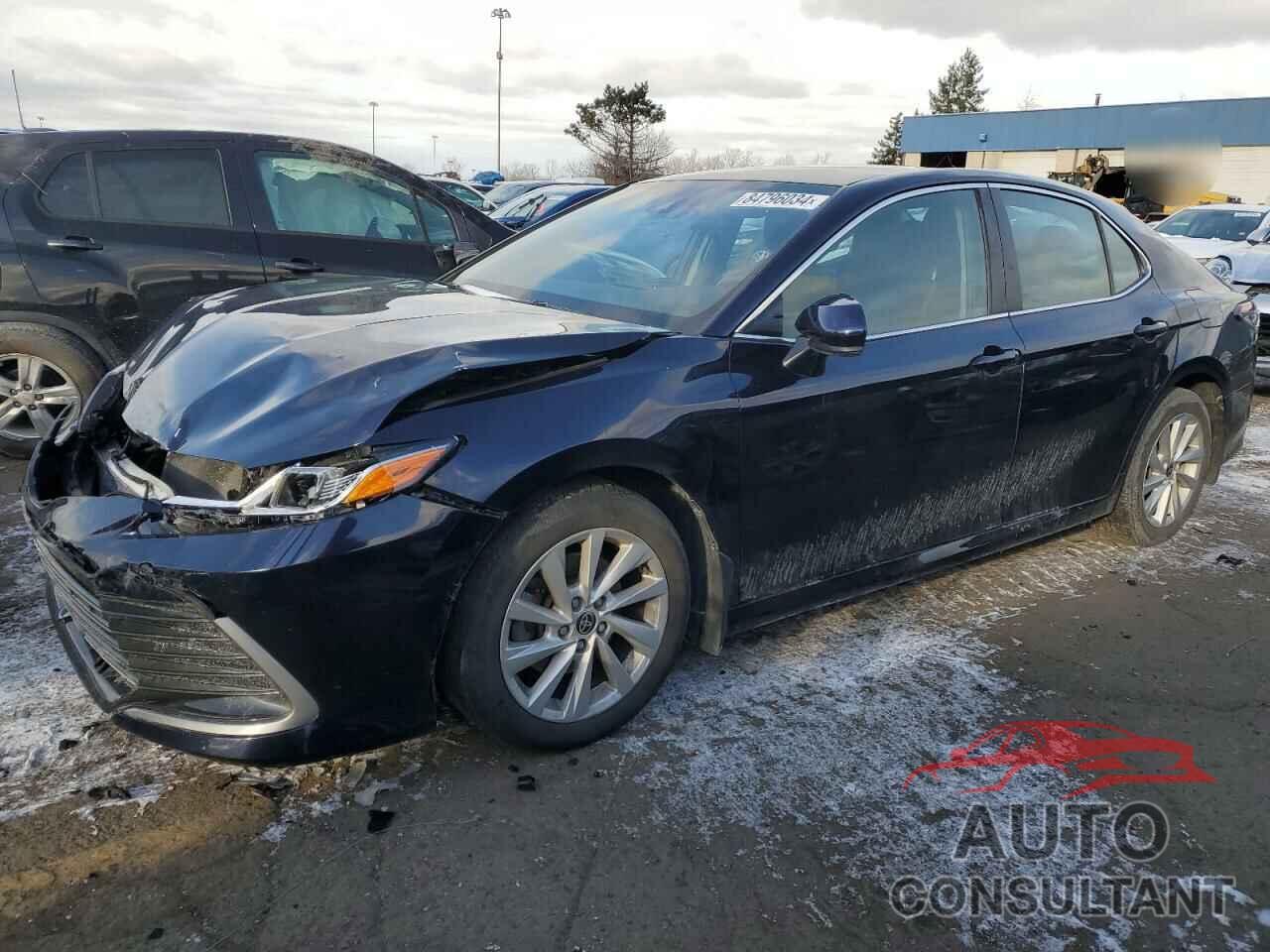 TOYOTA CAMRY 2022 - 4T1C11AK1NU647048