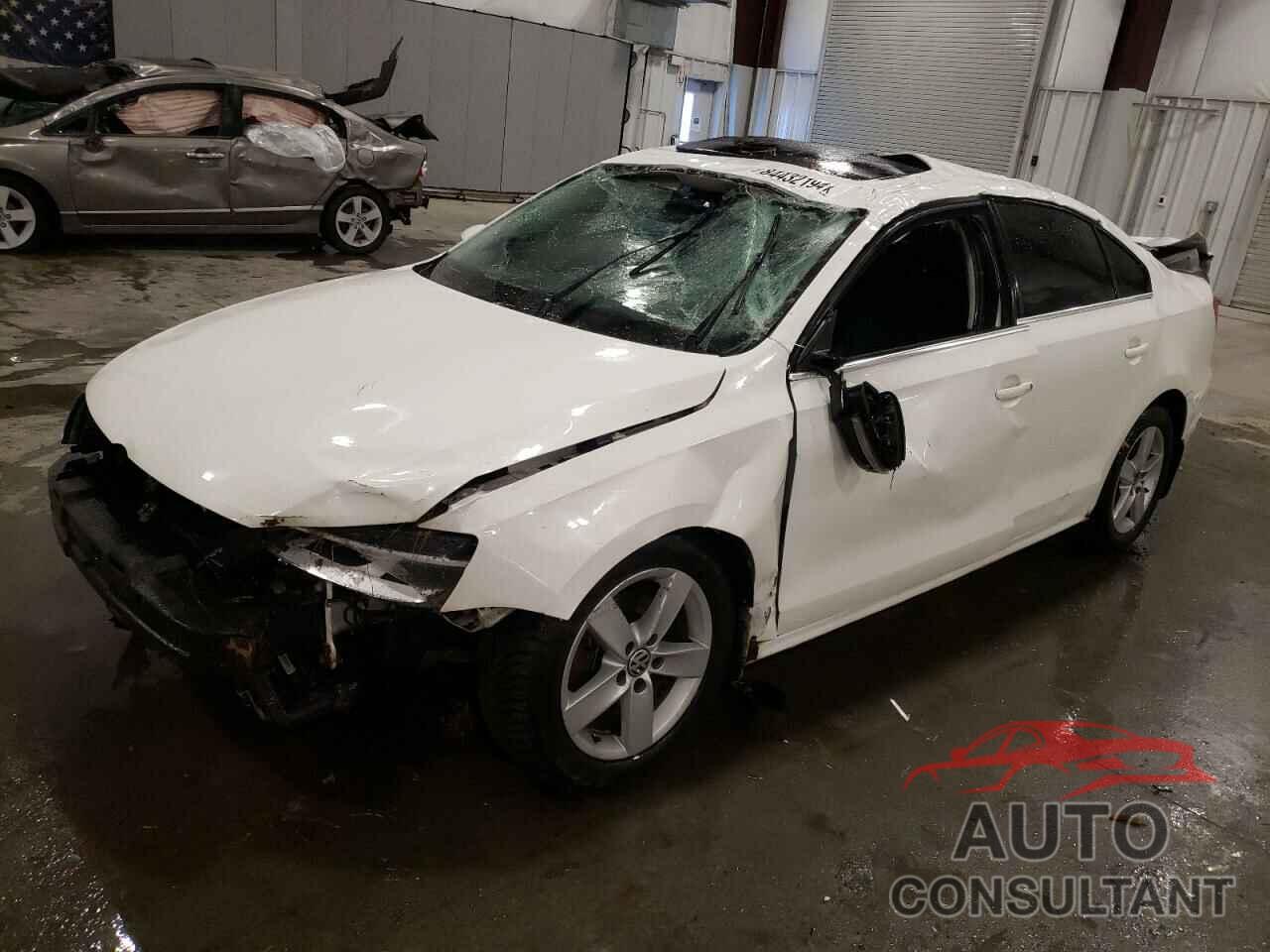VOLKSWAGEN JETTA 2014 - 3VWLL7AJXEM384603