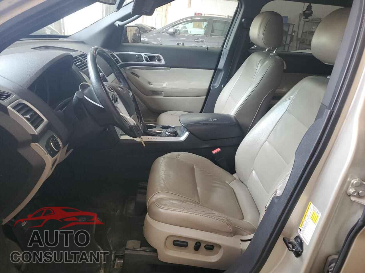 FORD EXPLORER 2011 - 1FMHK8D80BGA87660