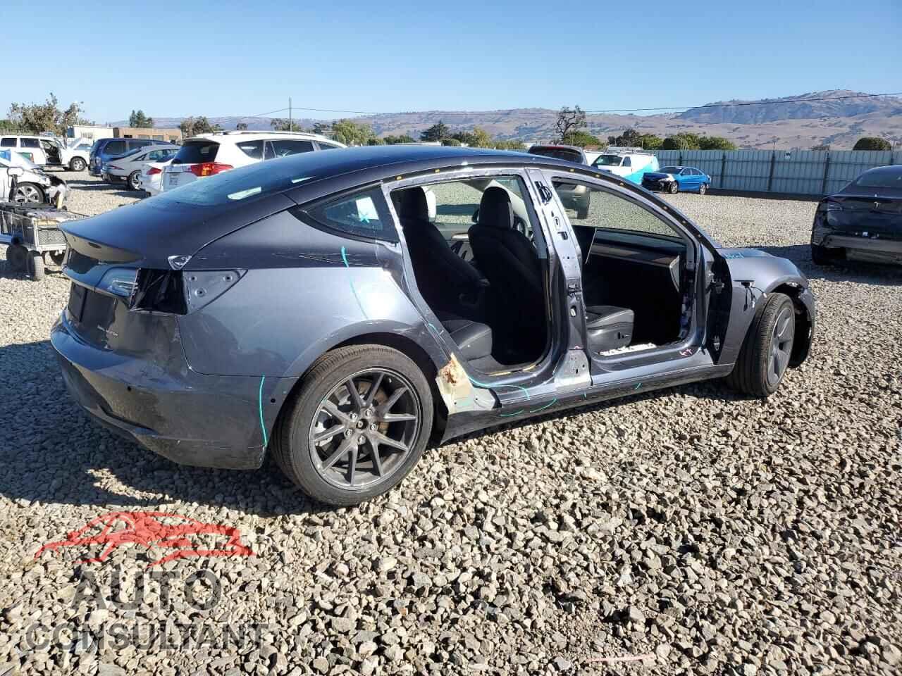 TESLA MODEL 3 2022 - 5YJ3E1EB3NF313633