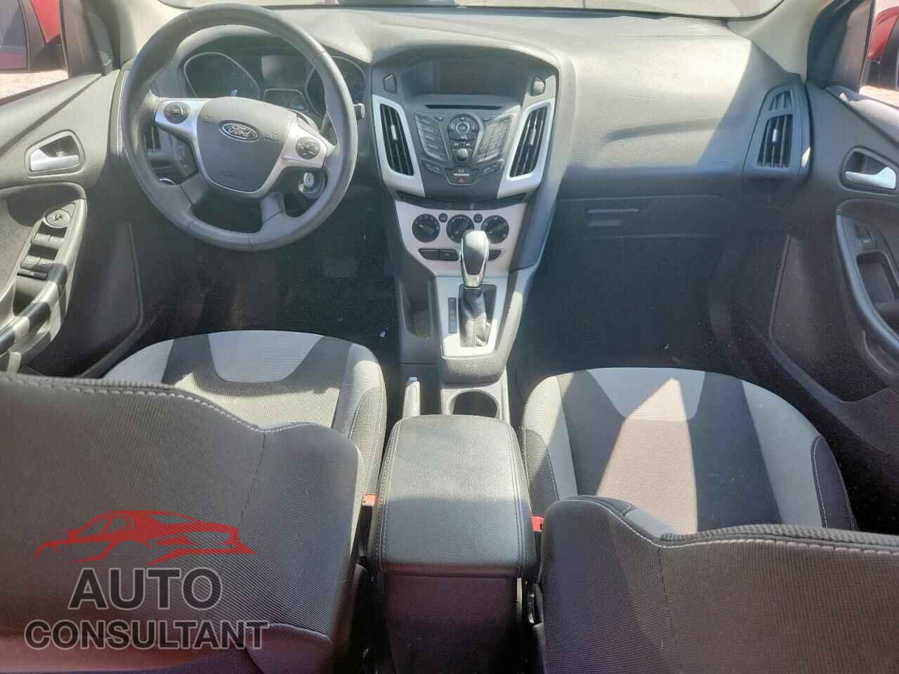 FORD FOCUS 2014 - 1FADP3F2XEL168263