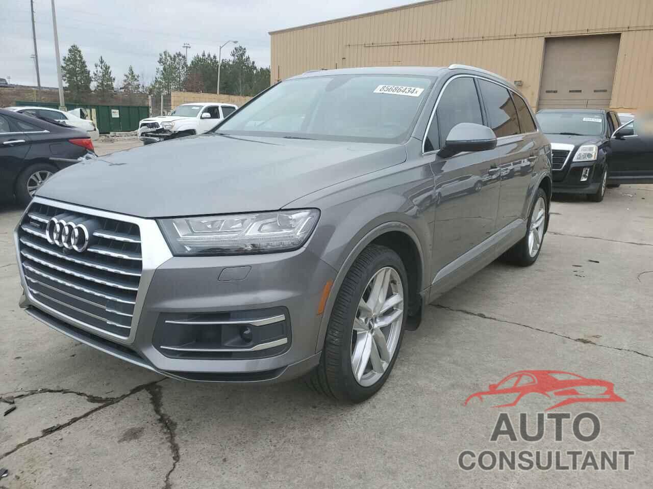 AUDI Q7 2018 - WA1VAAF74JD013920