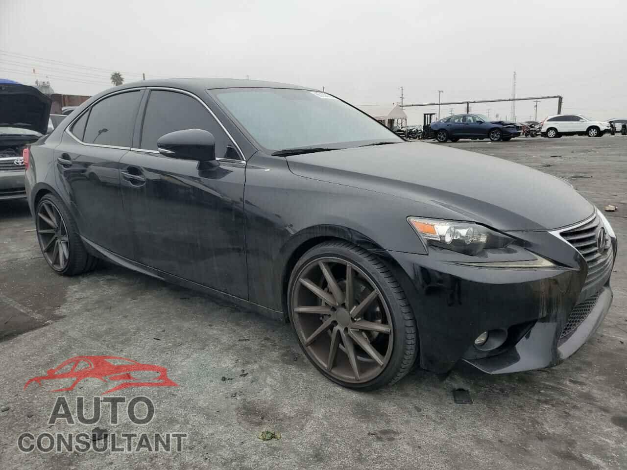 LEXUS IS 2015 - JTHBF1D20F5055843