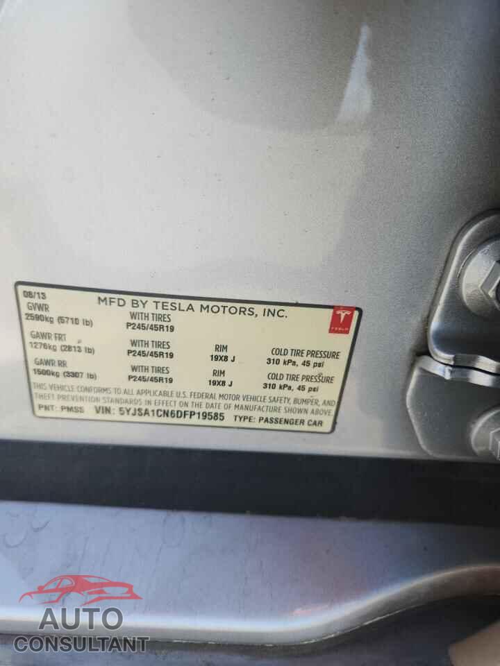 TESLA MODEL S 2013 - 5YJSA1CN6DFP19585