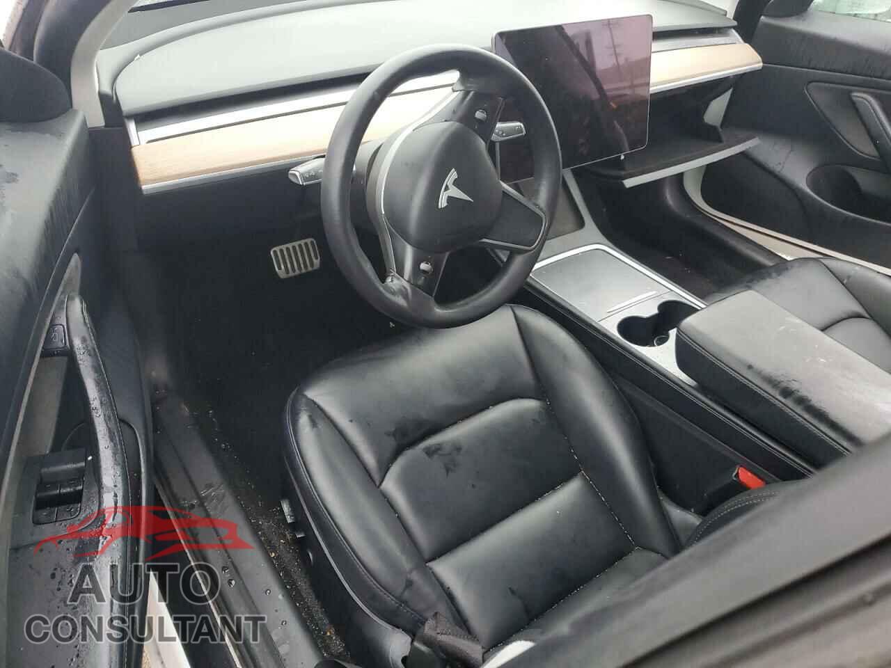 TESLA MODEL 3 2021 - 5YJ3E1EB2MF906642