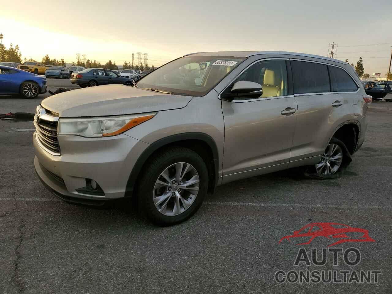 TOYOTA HIGHLANDER 2014 - 5TDJKRFHXES010877