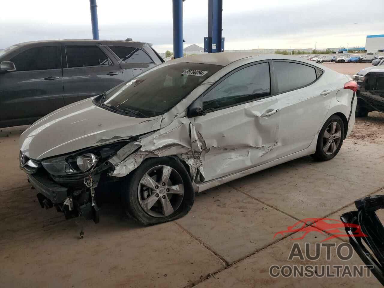 HYUNDAI ELANTRA 2013 - 5NPDH4AE8DH435899