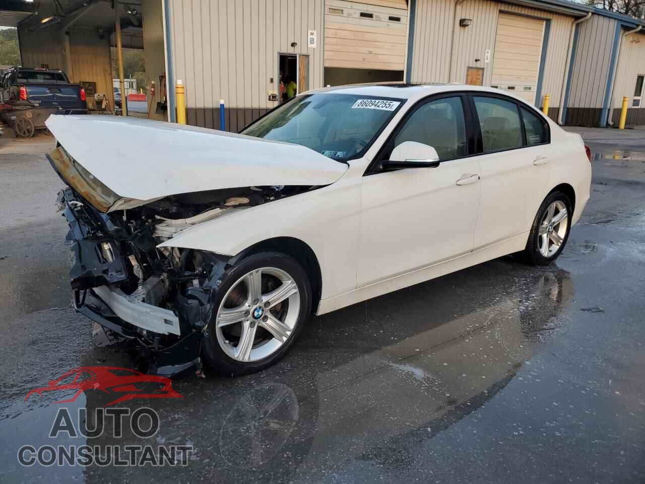 BMW 3 SERIES 2013 - WBA3B5C59DF596236