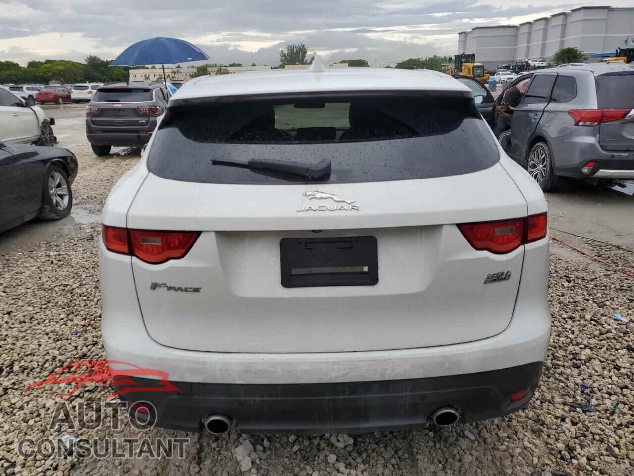 JAGUAR F-PACE 2017 - SADCK2BVXHA896703