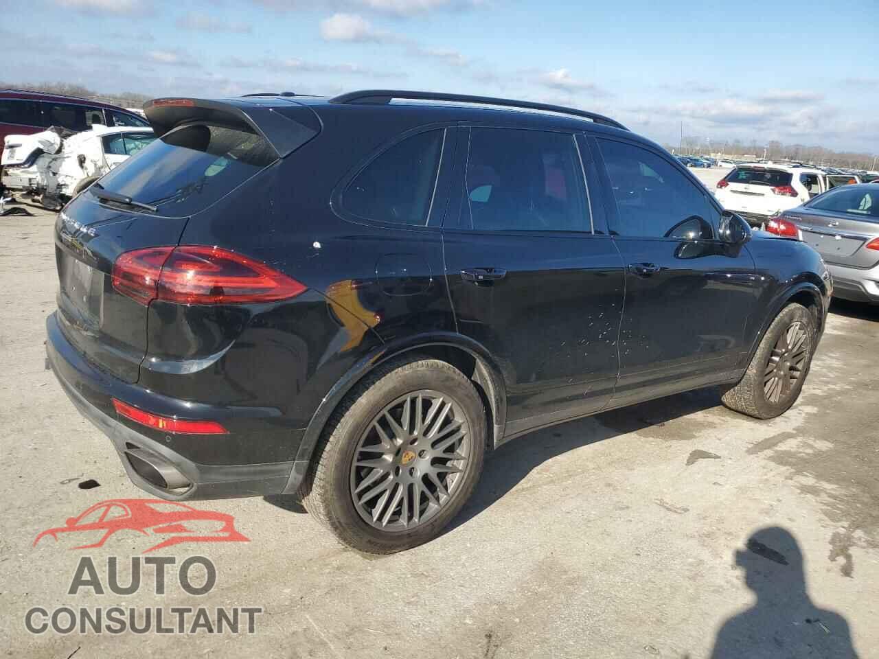 PORSCHE CAYENNE 2018 - WP1AA2A2XJKA04588