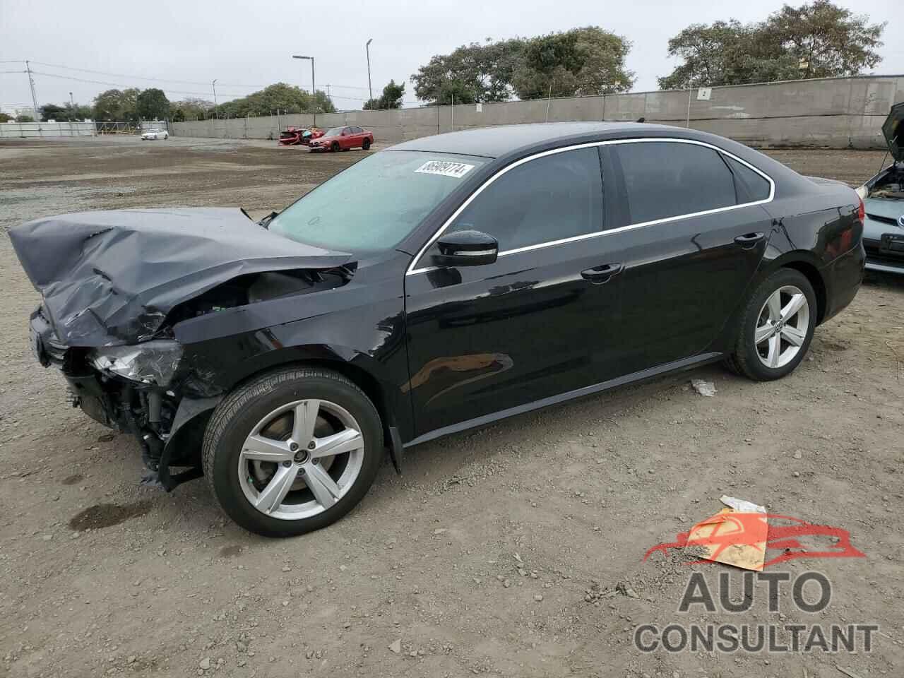 VOLKSWAGEN PASSAT 2014 - 1VWBT7A34EC104429