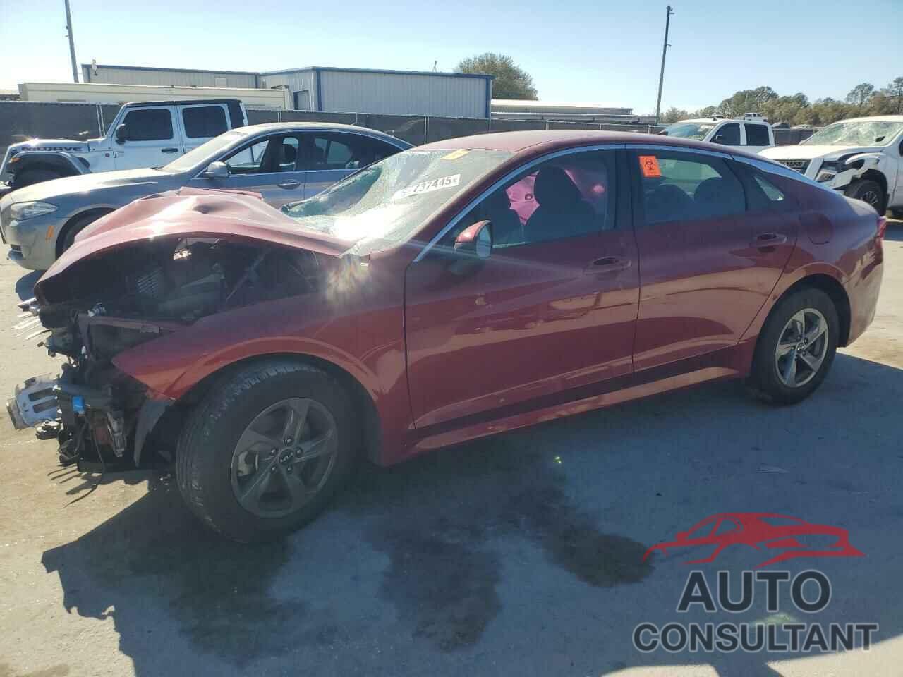 KIA K5 2022 - 5XXG14J28NG143058