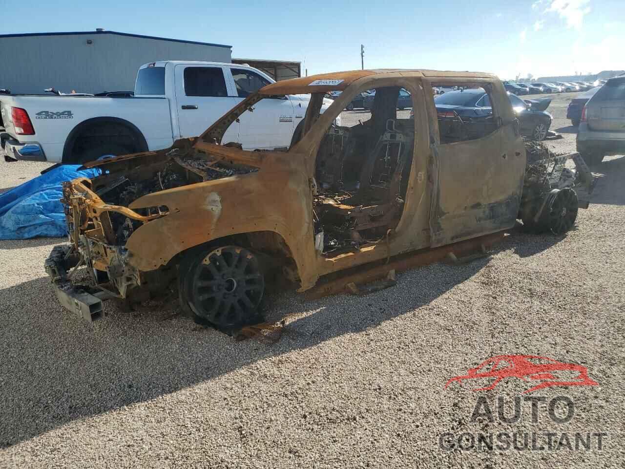 TOYOTA TUNDRA 2022 - 5TFLA5DB9NX002122