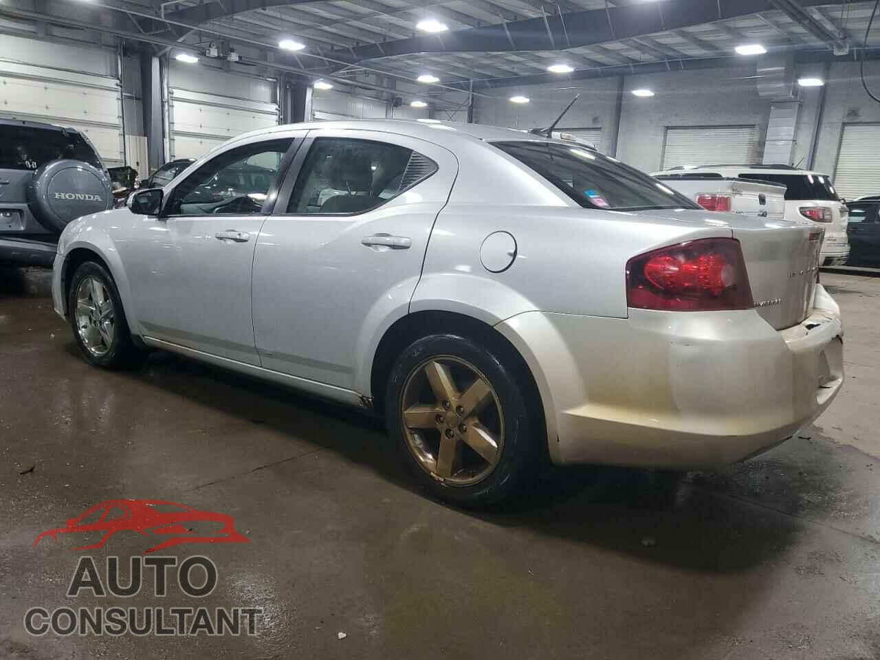 DODGE AVENGER 2011 - 1B3BD2FB8BN584835
