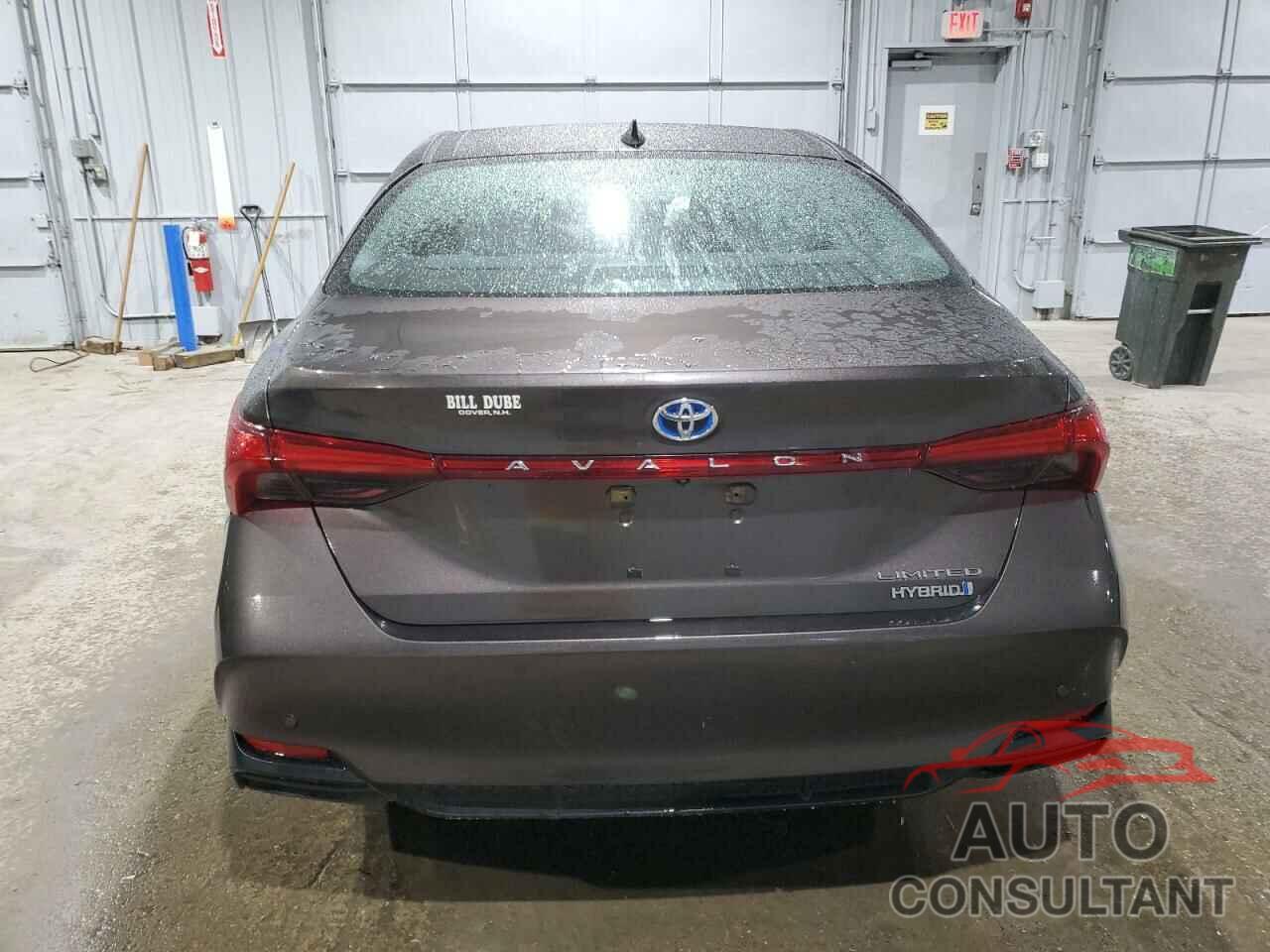 TOYOTA AVALON 2019 - 4T1B21FB2KU002891