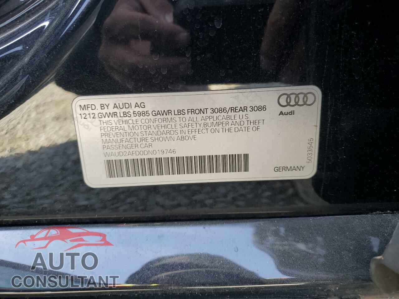 AUDI S8 2013 - WAUD2AFD0DN019746