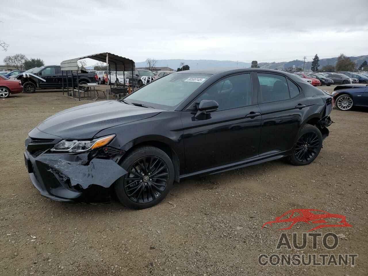 TOYOTA CAMRY 2020 - 4T1G11AK0LU381598