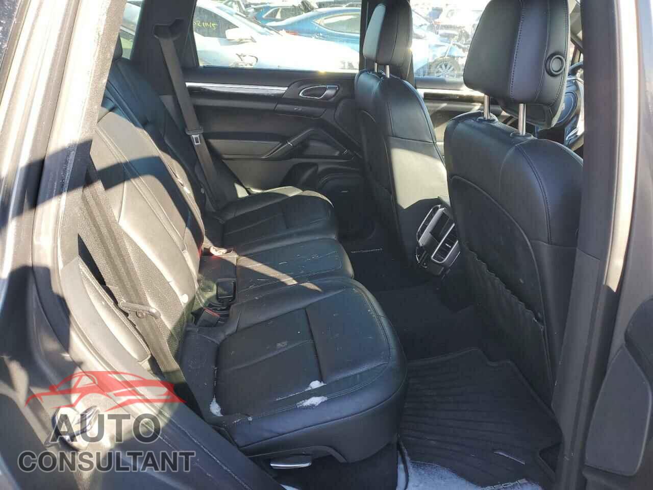 PORSCHE CAYENNE 2013 - WP1AF2A28DLA33880