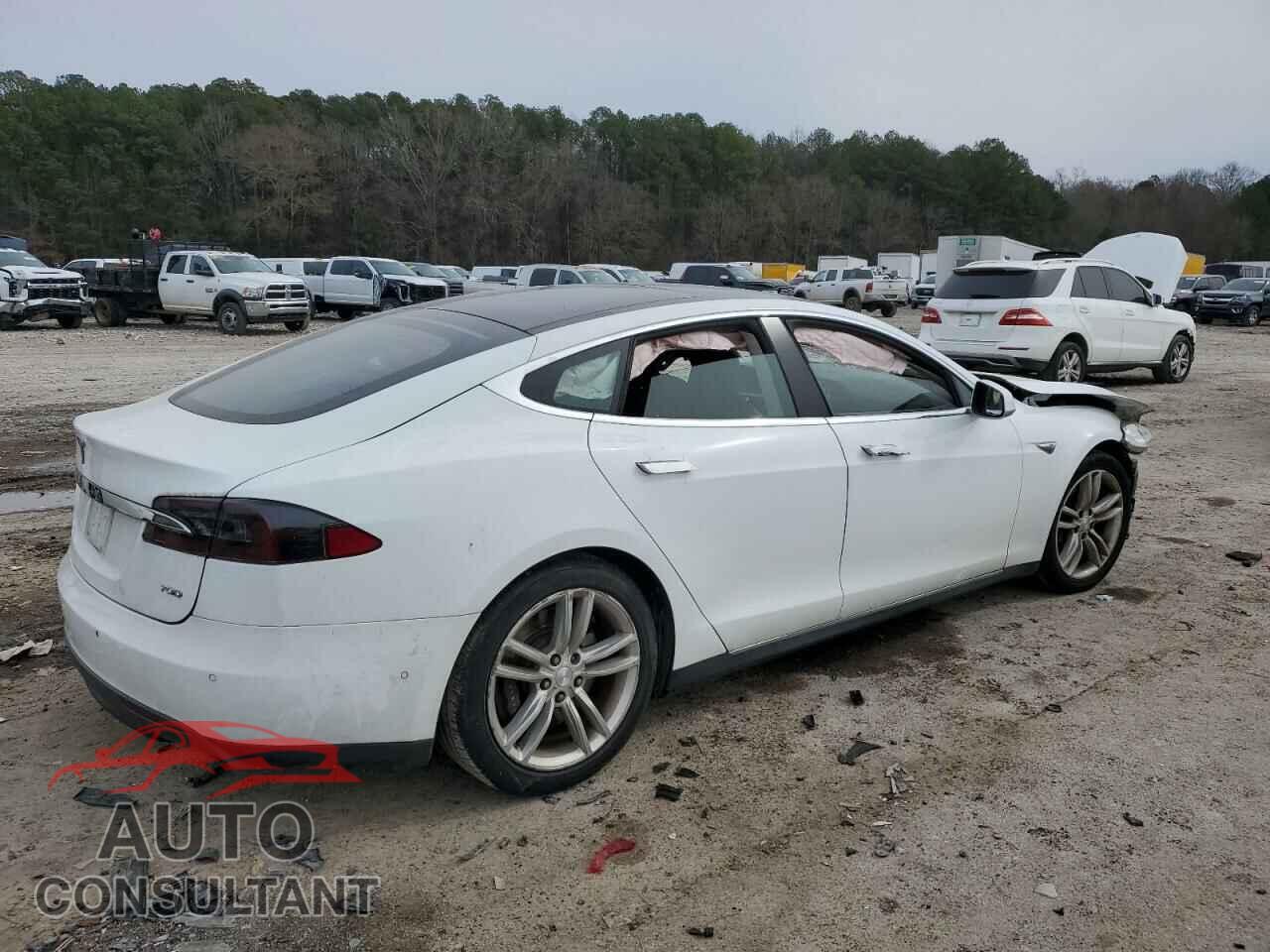 TESLA MODEL S 2015 - 5YJSA1S27FF089182