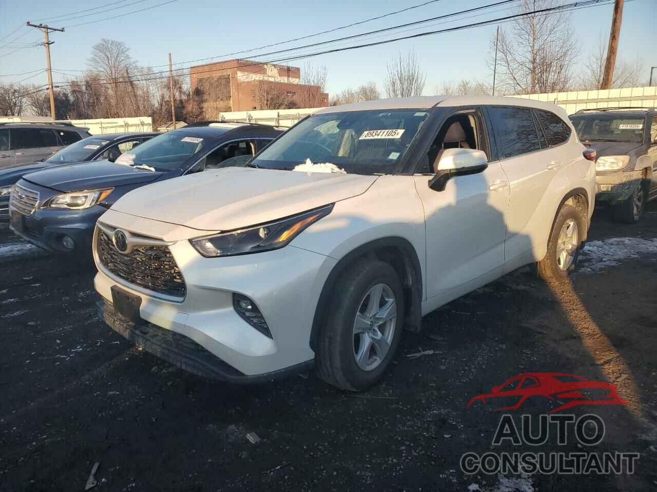 TOYOTA HIGHLANDER 2022 - 5TDBZRBHXNS573238