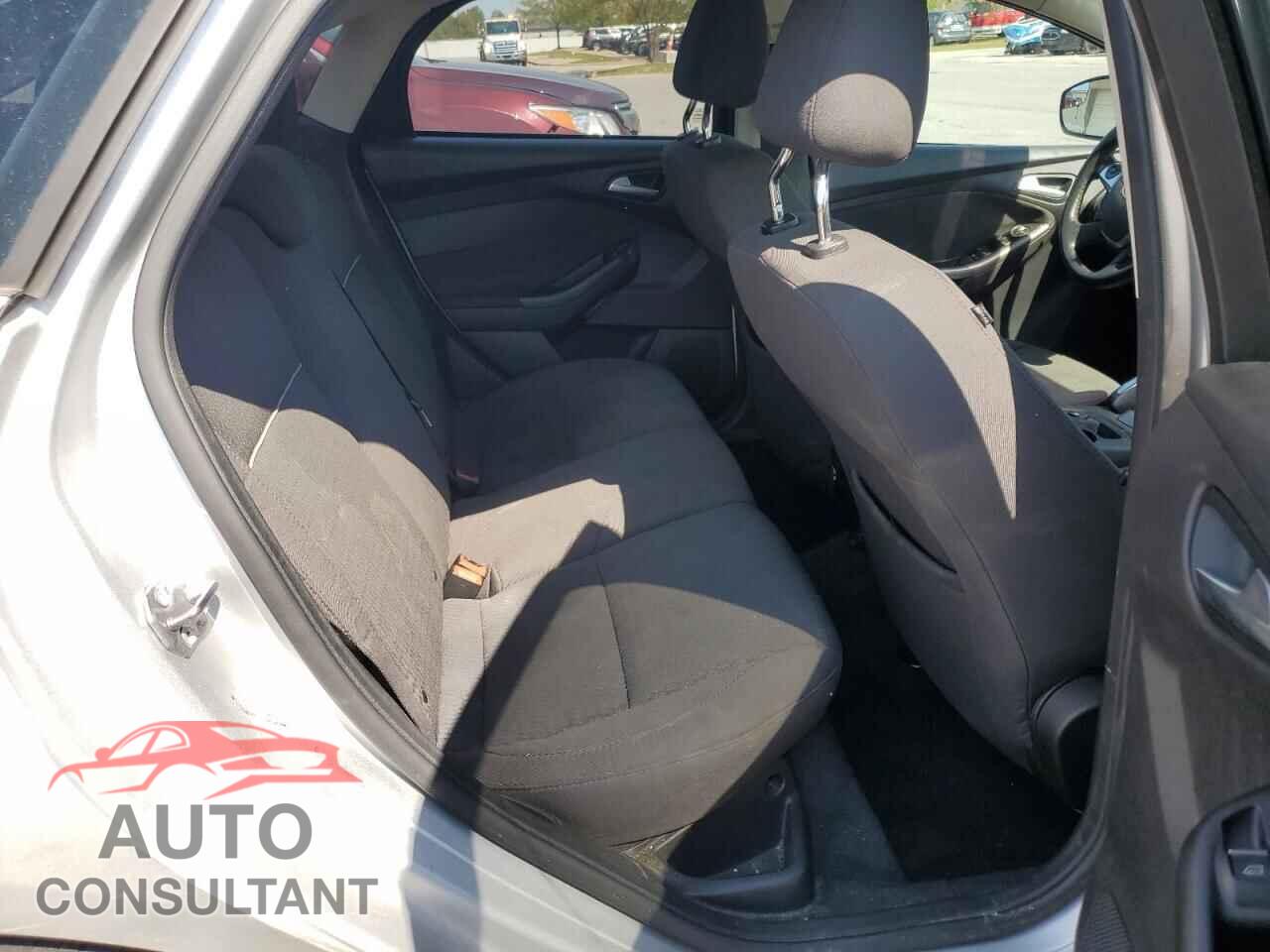FORD FOCUS 2012 - 1FAHP3H23CL331038