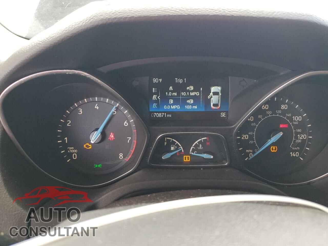 FORD FOCUS 2018 - 1FADP3FEXJL247131