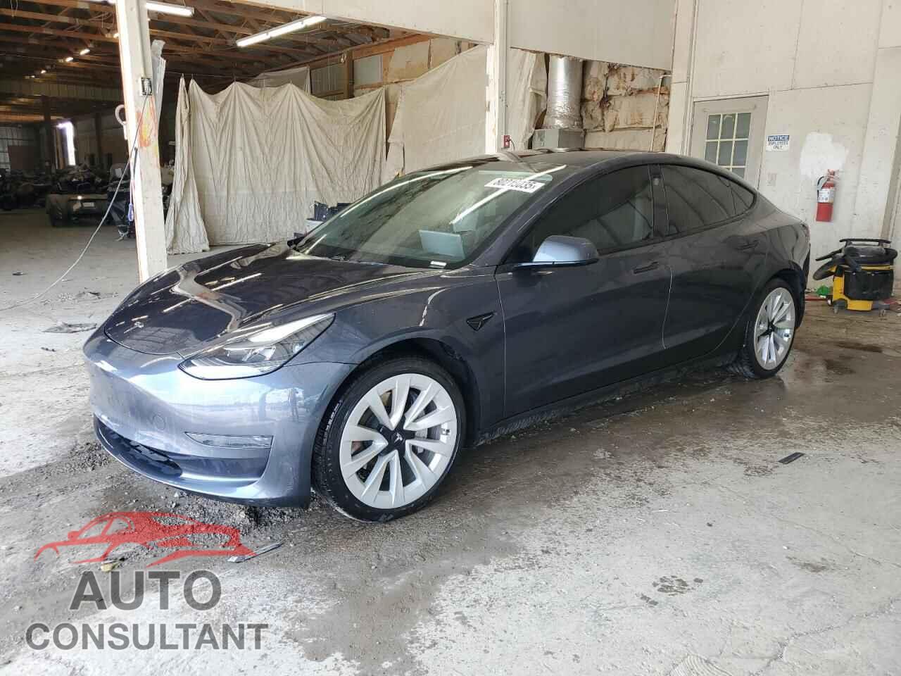 TESLA MODEL 3 2021 - 5YJ3E1EA5MF060708
