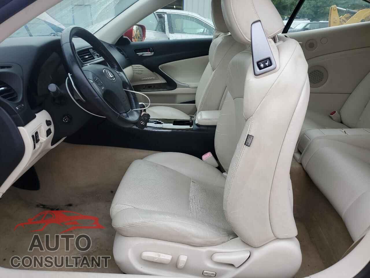 LEXUS IS 2010 - JTHFE2C26A2502004