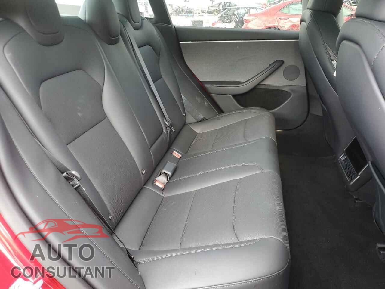 TESLA MODEL 3 2024 - 5YJ3E1EA4RF867499