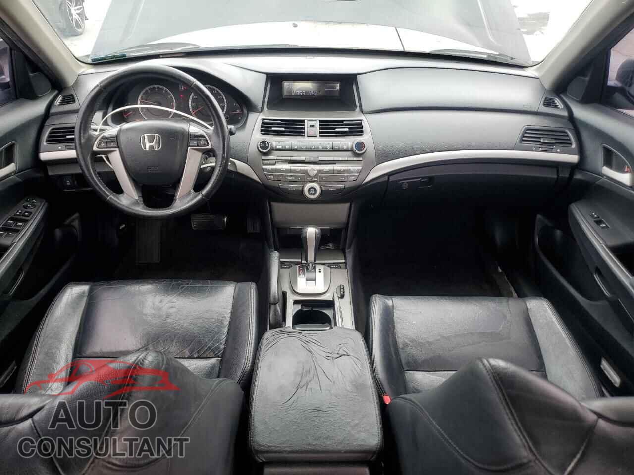 HONDA ACCORD 2011 - 1HGCP2F61BA059105