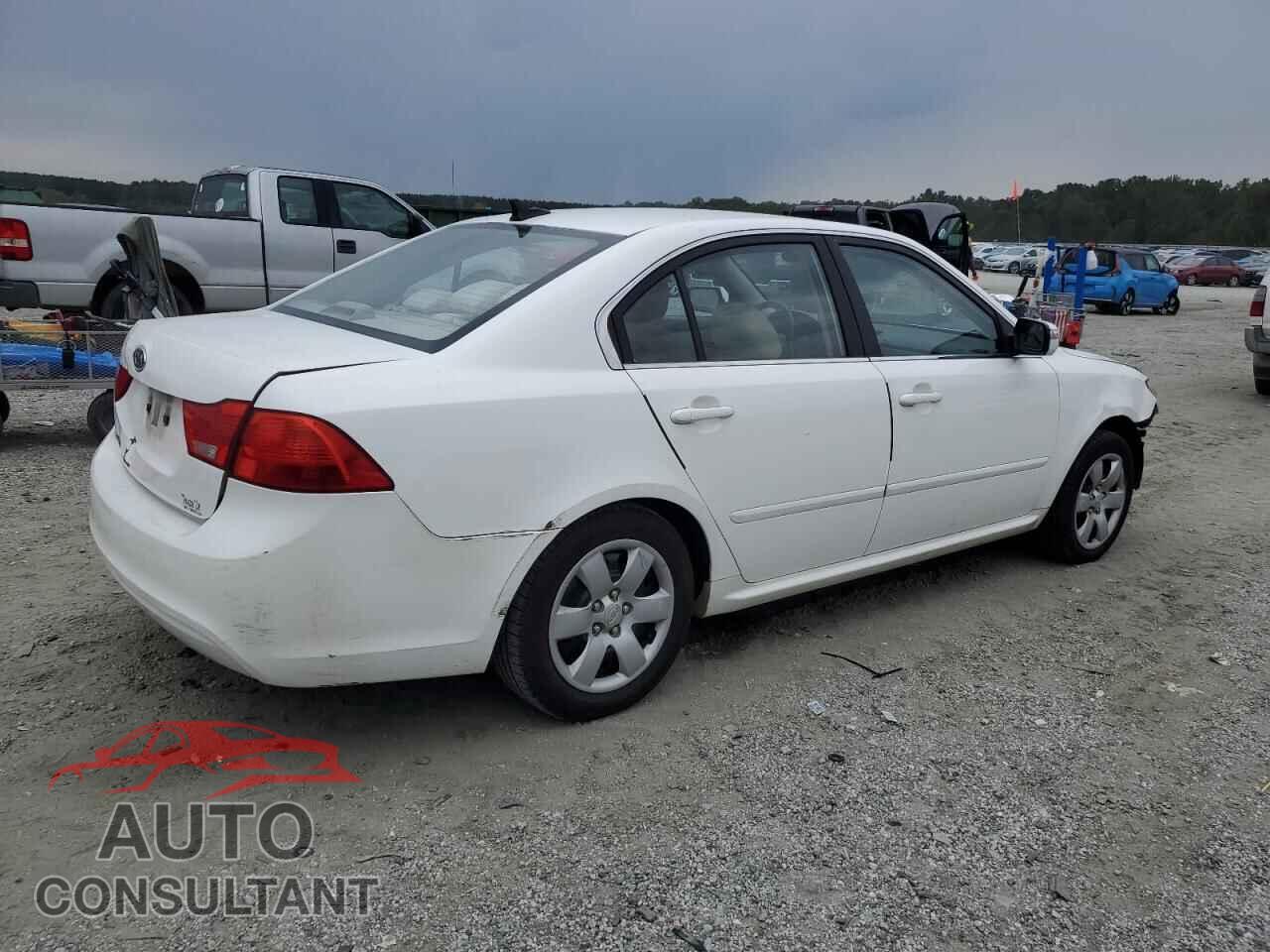 KIA OPTIMA 2010 - KNAGG4A88A5404882