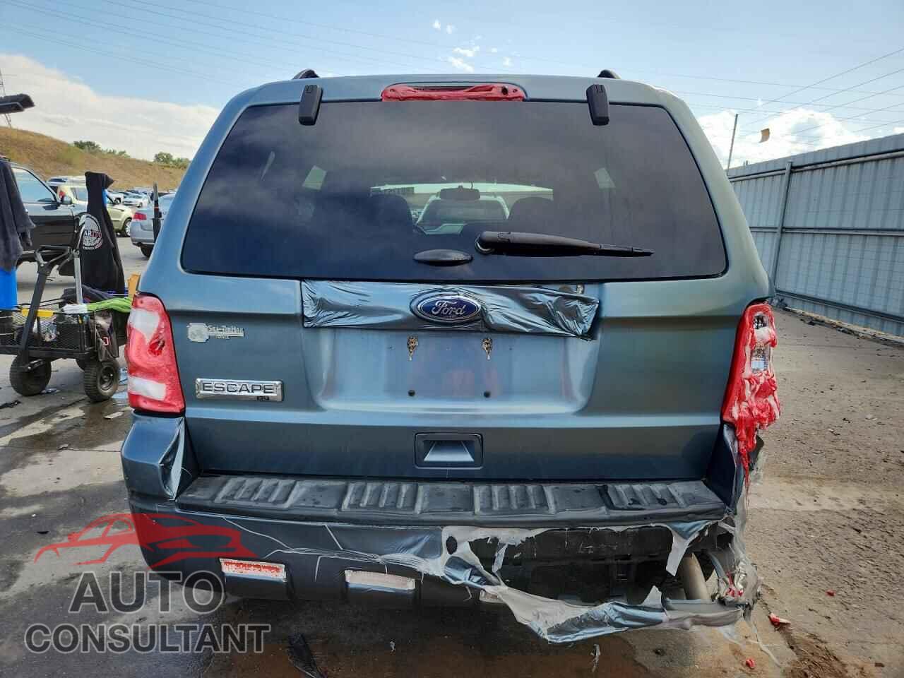 FORD ESCAPE 2011 - 1FMCU9D76BKB24709