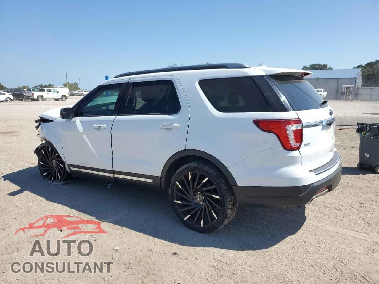 FORD EXPLORER 2018 - 1FM5K7D8XJGB42501
