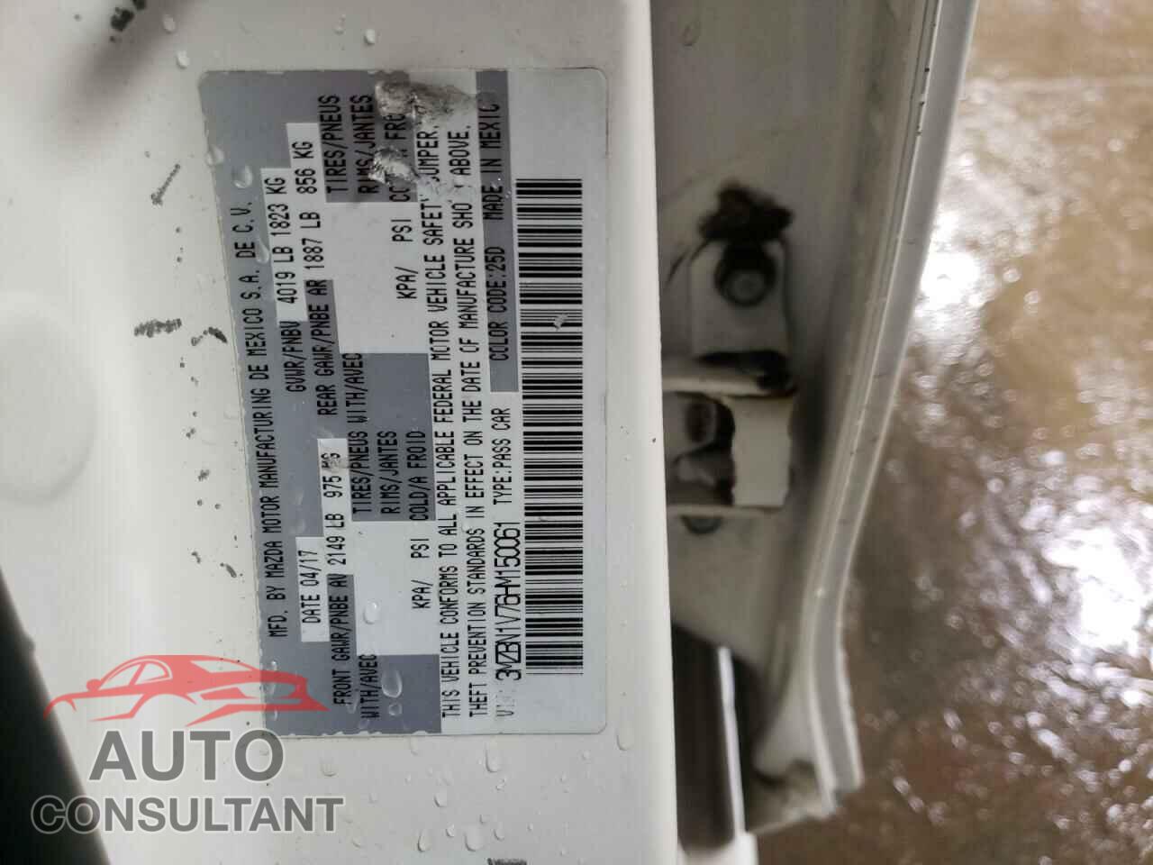 MAZDA 3 2017 - 3MZBN1V76HM150061