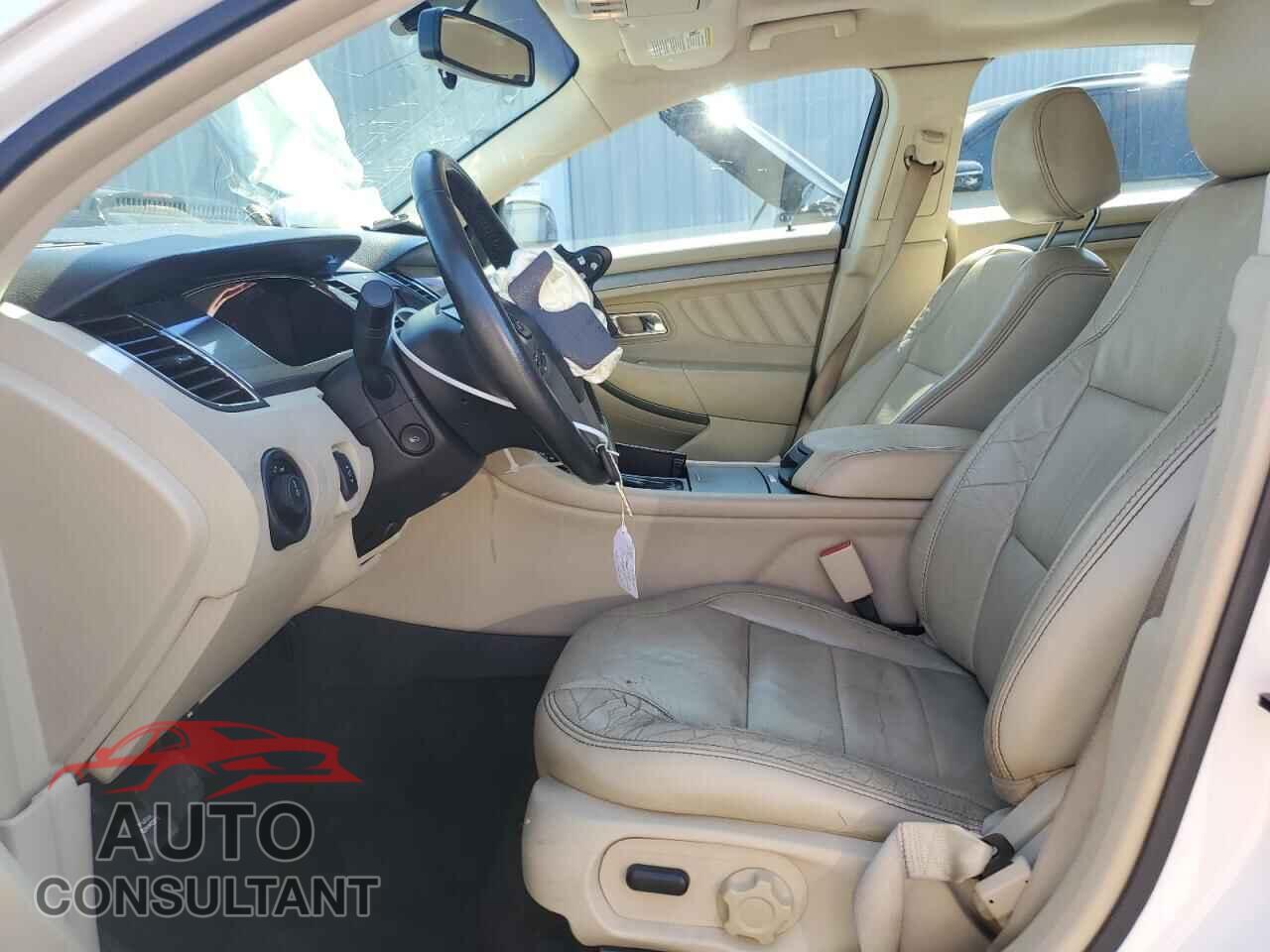 FORD TAURUS 2014 - 1FAHP2E89EG173531