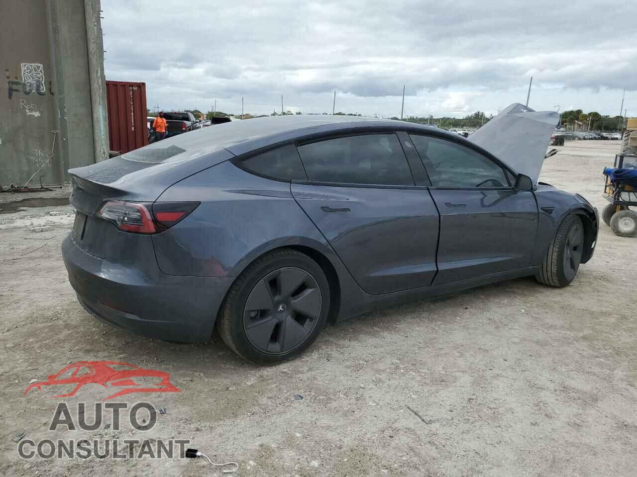 TESLA MODEL 3 2021 - 5YJ3E1EA8MF851685