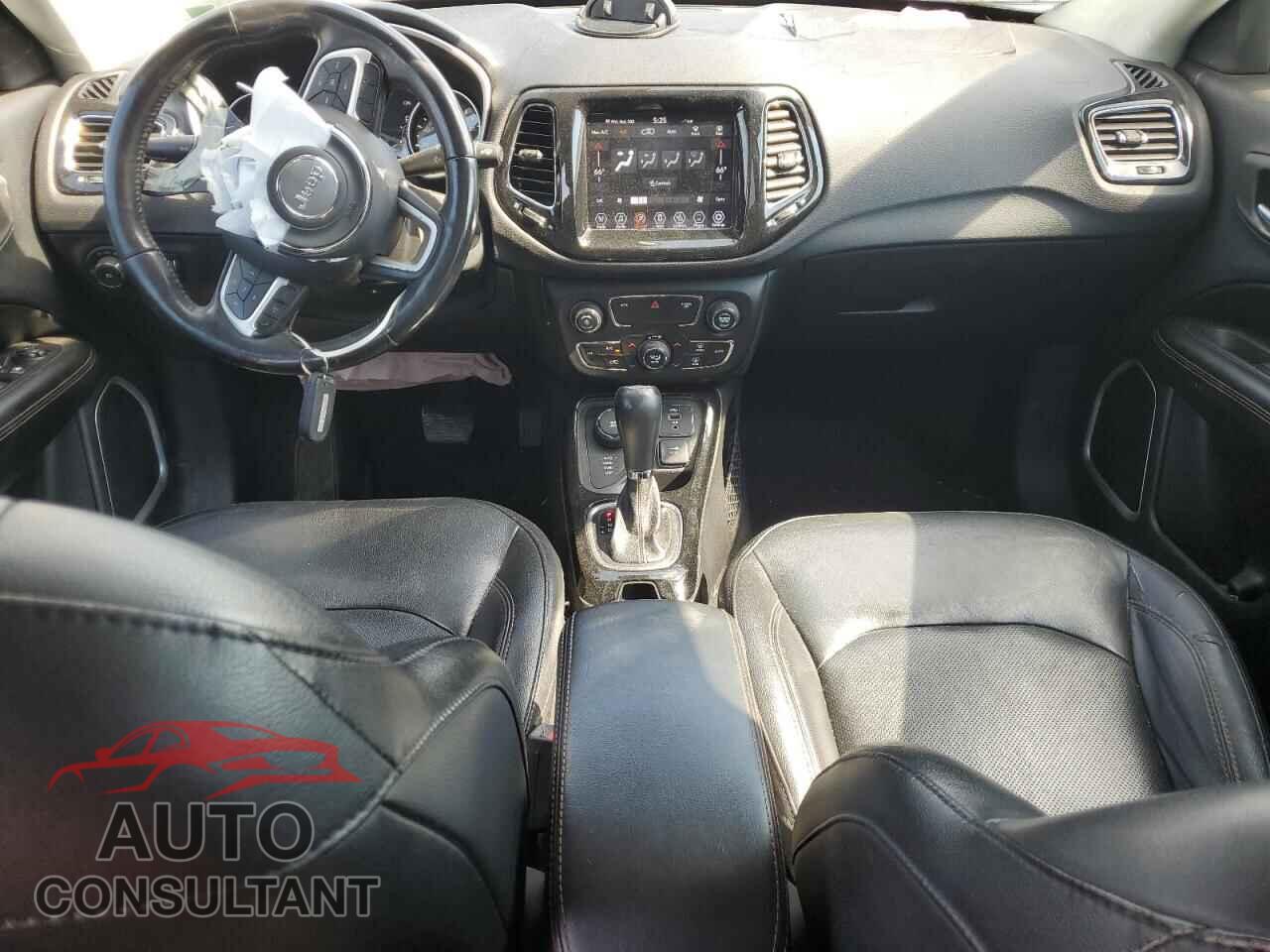 JEEP COMPASS 2019 - 3C4NJDCB1KT621065