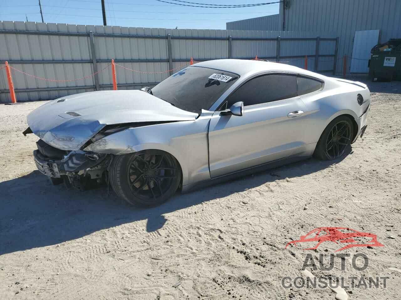 FORD MUSTANG 2019 - 1FA6P8CF5K5122465