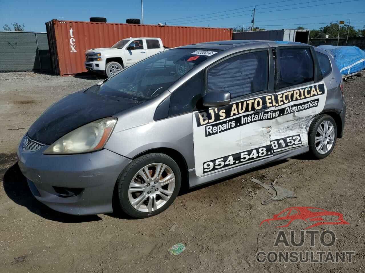 HONDA FIT 2010 - JHMGE8H4XAC008935