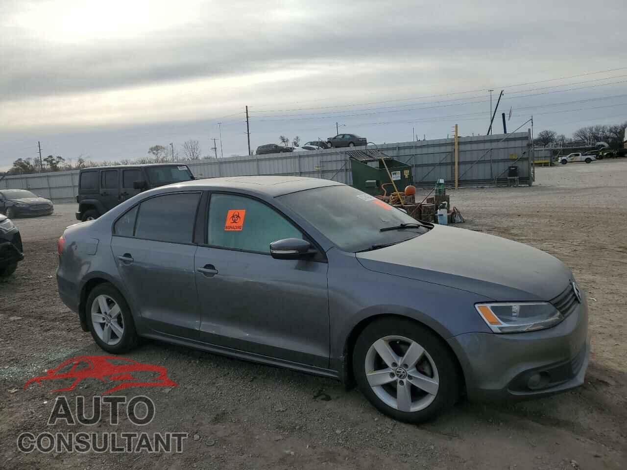 VOLKSWAGEN JETTA 2012 - 3VWLL7AJ5CM379094