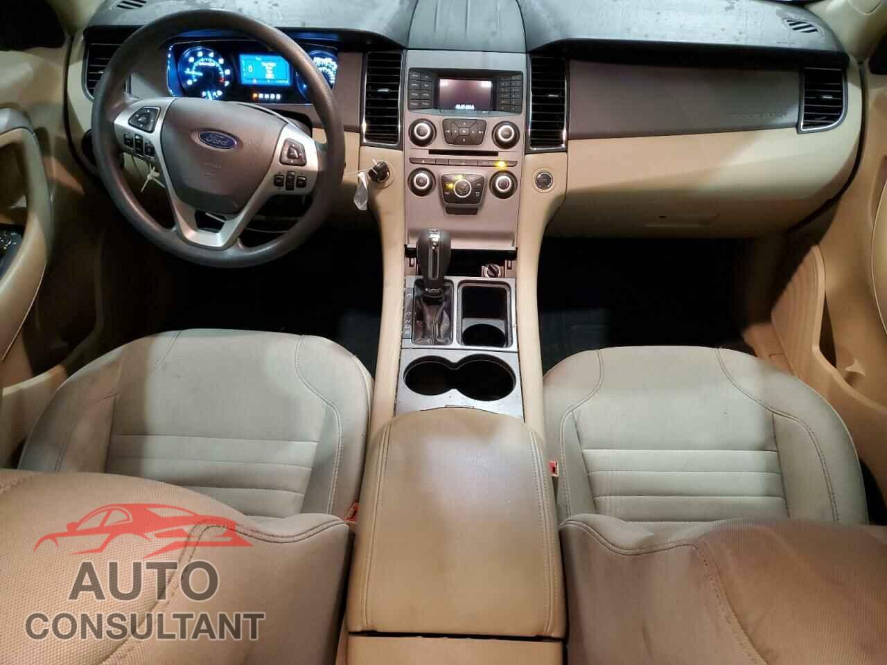 FORD TAURUS 2018 - 1FAHP2D8XJG115715