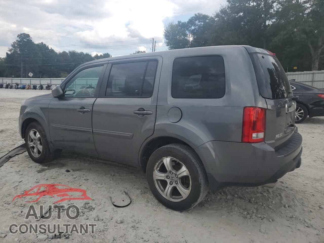HONDA PILOT 2013 - 5FNYF4H54DB068737